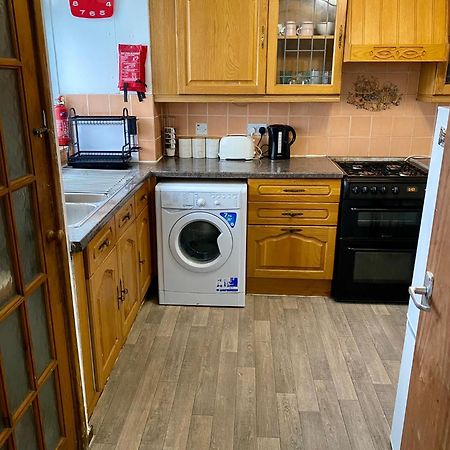 Cosy 3 Bed Apt, Old Truman Brewery! Brick Lane, London, E1 Eksteriør billede