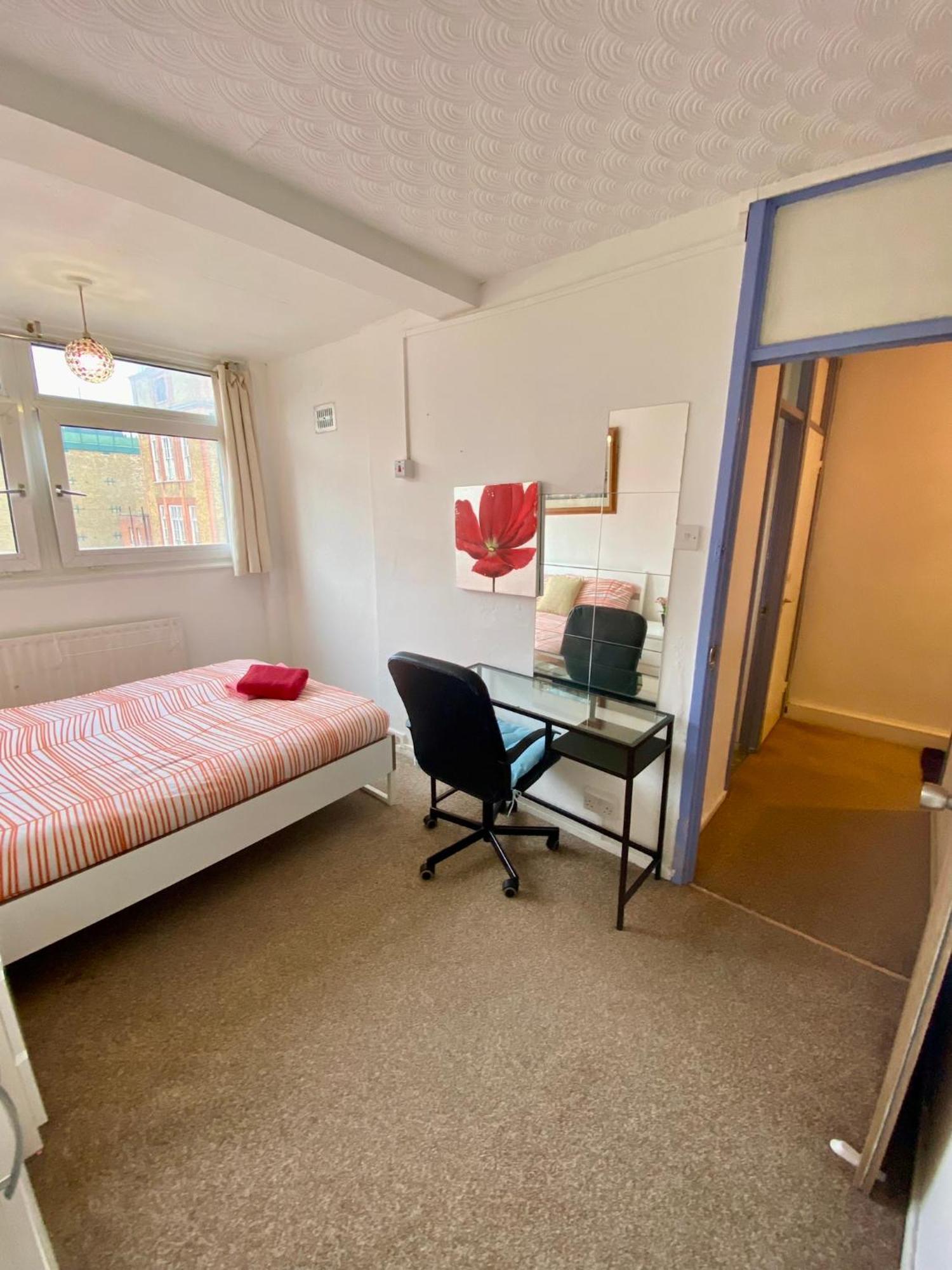 Cosy 3 Bed Apt, Old Truman Brewery! Brick Lane, London, E1 Eksteriør billede