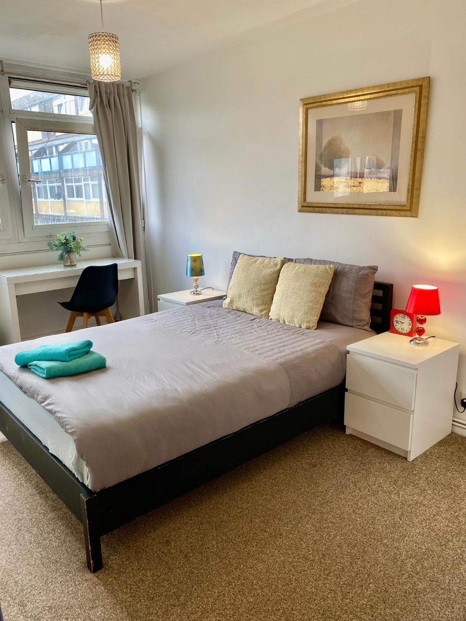 Cosy 3 Bed Apt, Old Truman Brewery! Brick Lane, London, E1 Eksteriør billede