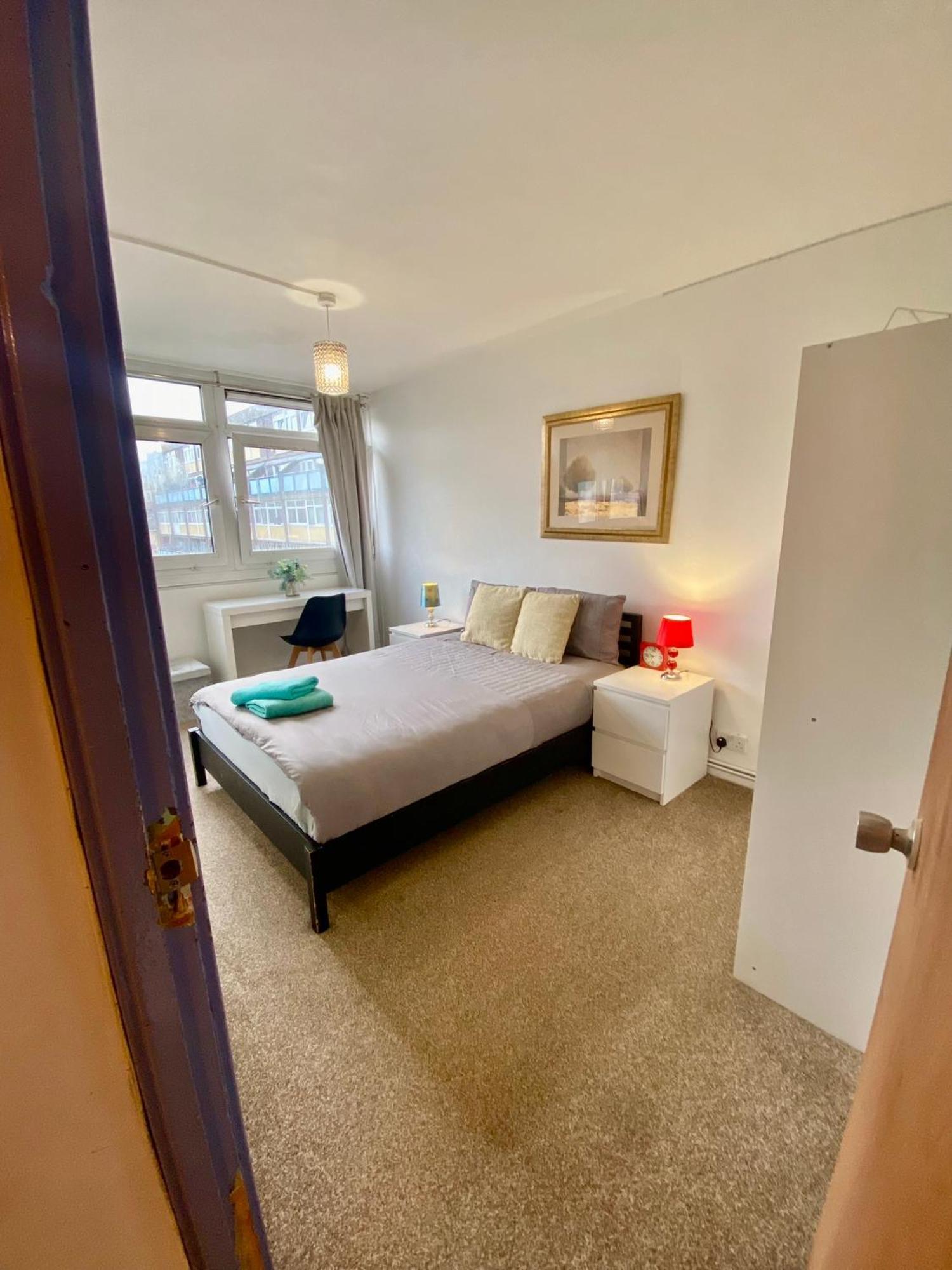 Cosy 3 Bed Apt, Old Truman Brewery! Brick Lane, London, E1 Eksteriør billede